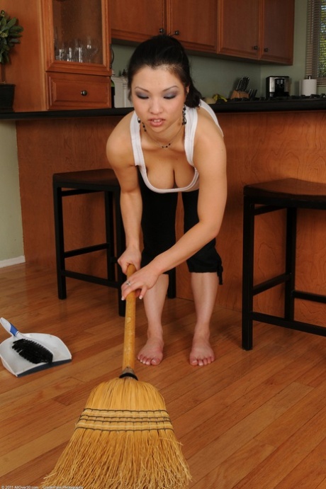 asian mature sex photo