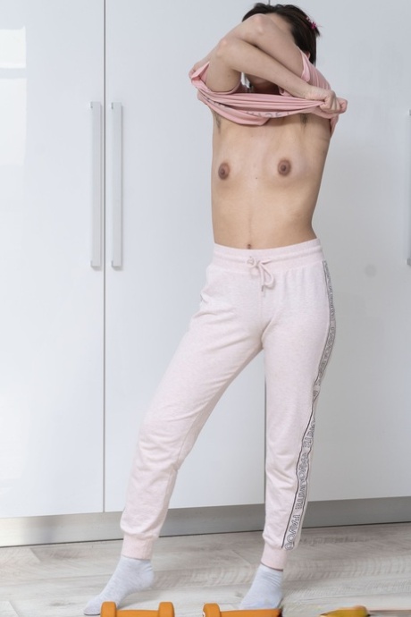 aisselle poilue dadolescent gratuit exclusif photo