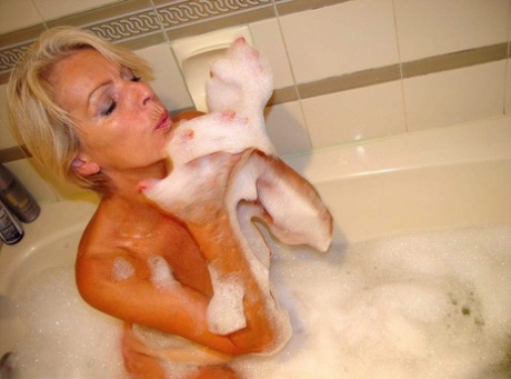 chatte humide mature pornographique gratuit collection