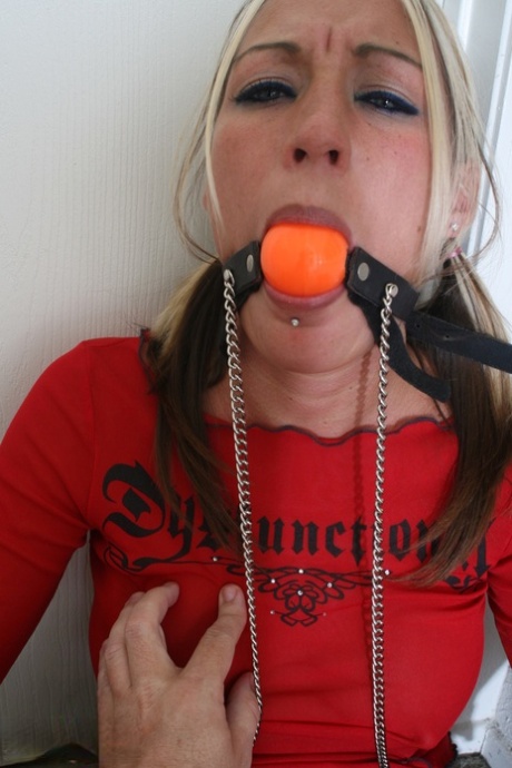 rubia bdsm porno agradable galerías