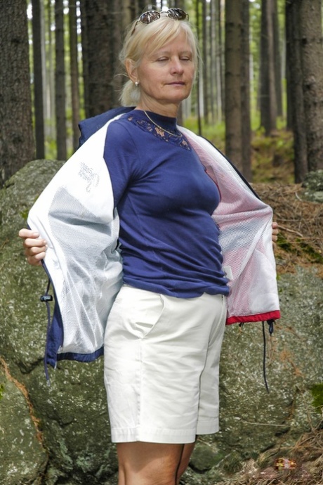 mature undressing art xxx pic