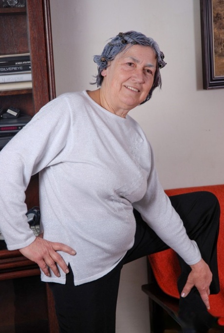 old hairy granny hot photo