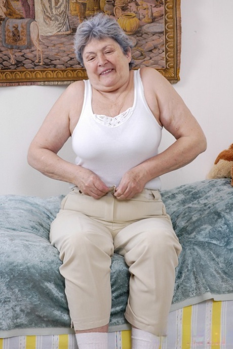 nonna grassa e pelosa miglior adulto galleria