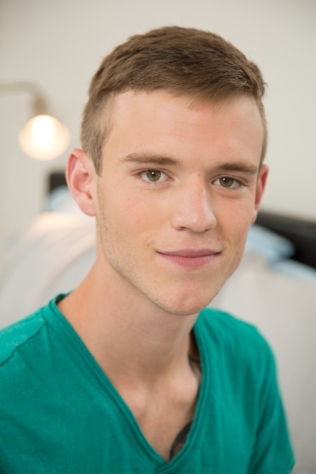 homo tiener xxx heet foto