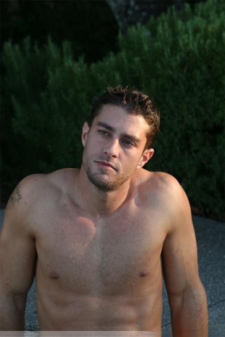 naked men erotic galleries