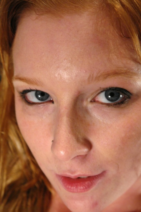 Alexa Lynn adult model galleries