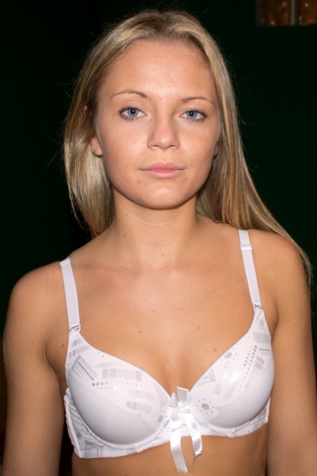 reggiseno trasparente sesso ad alta definizione galleria