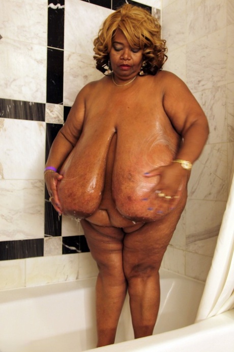 moden ibenholt bbc top sexet billede
