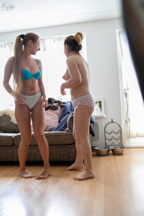 amateurvoyeur behoorlijk pornografisch afb