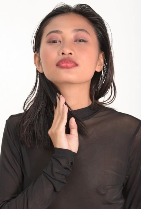 red lips free sex photo