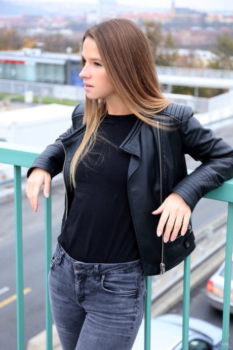 odlévání teenagerů pornografická erotika obrázek