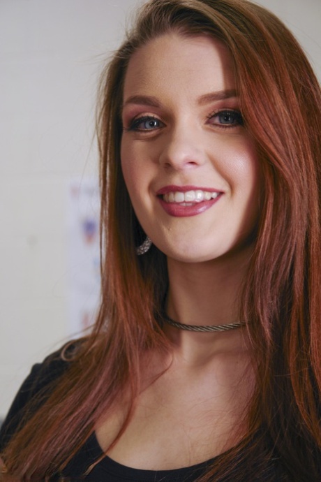 Willow Amore hd star picture