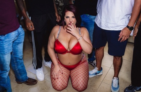 buttet gruppesex xxx galleri