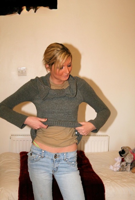 blonde milf nice picture