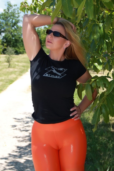 milf cameltoe bovenkant foto's
