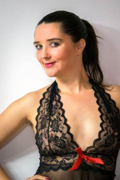 Pixiee Little top actress img