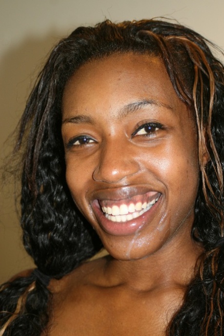 ebony cumshot hot photos