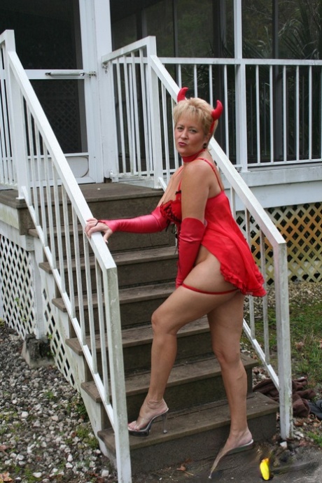 halloween sexy galleries