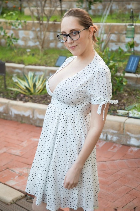 adolescente potelée aux gros seins gratuit sympa collection