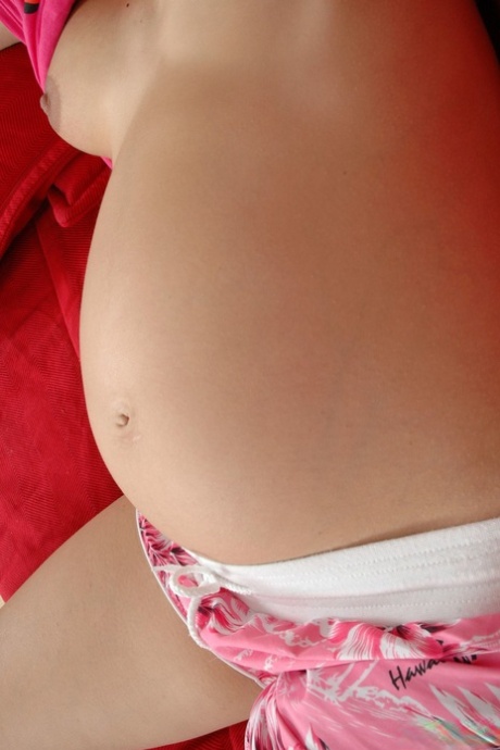 pregnant teen top galleries
