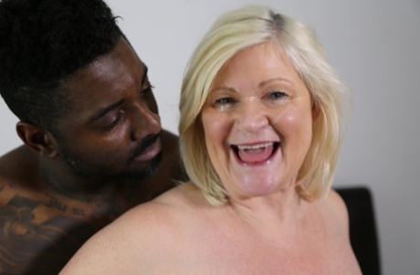 granny facial art xxx pics