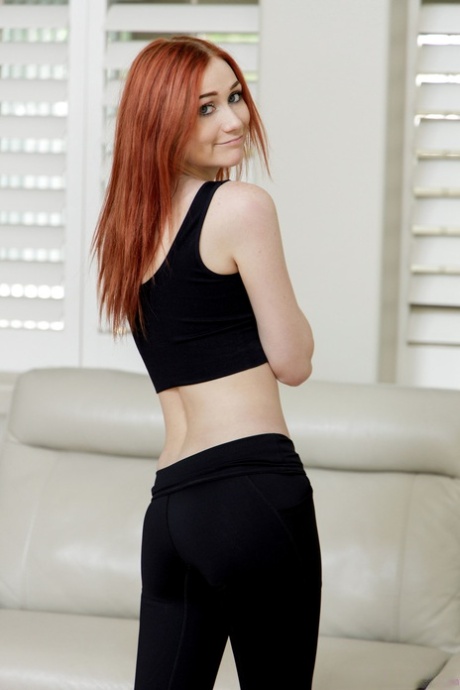 teen leggings erotic image