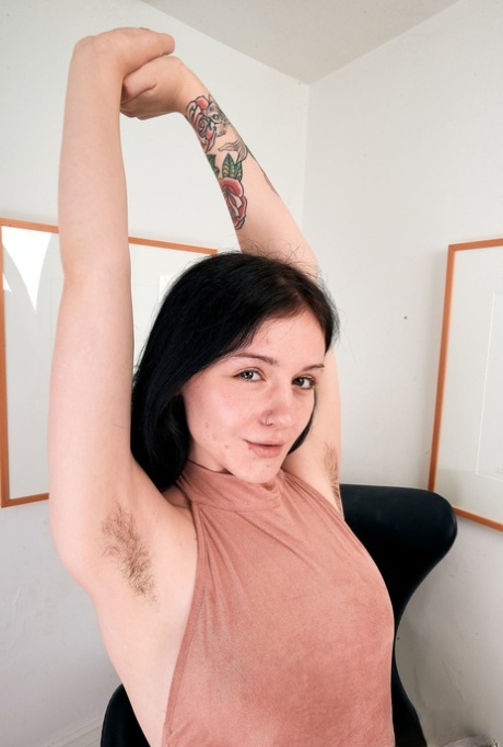 Rosalyn Sphinx pornstar hot image