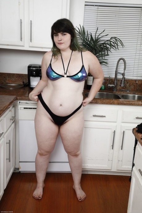 microbikini erotisch afbeeldingen
