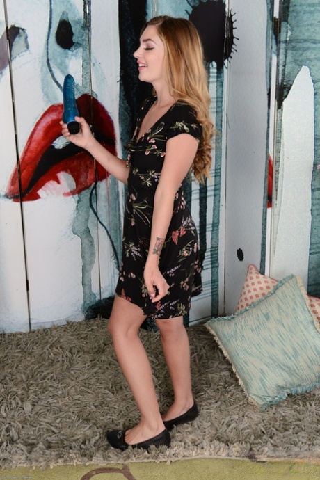 Ally Brooks model best photos