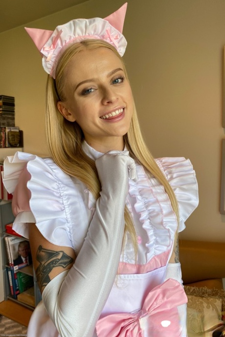 francouzská pokojská pornografická erotika snímky