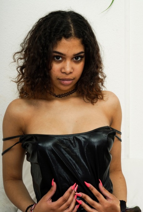 light skin ebony teen hot sex images