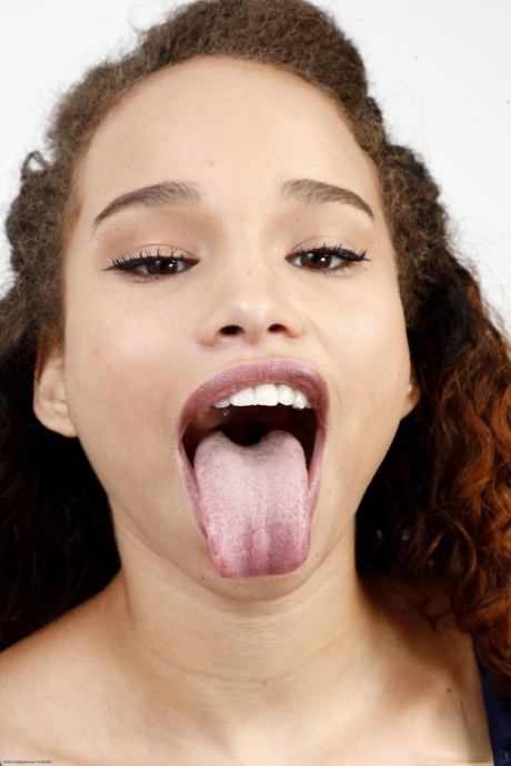 light skin ebony teen porno img