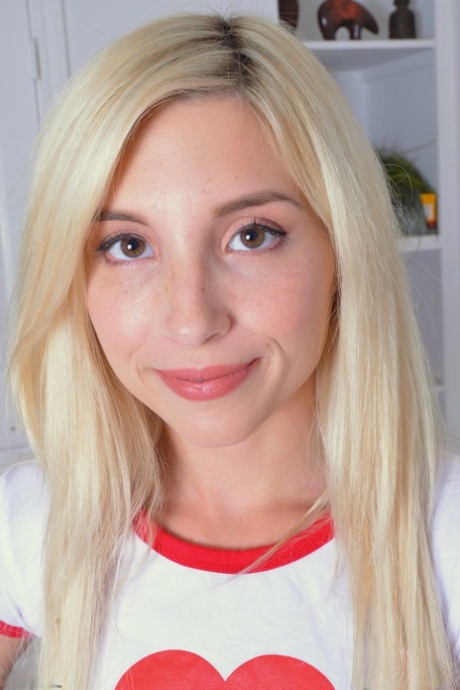tonåring ensam xxx vuxen foto