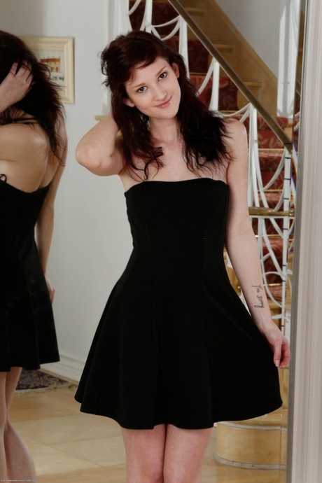 Ellena Woods exclusive model gallery
