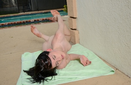 piccole tette magre carino Immagine