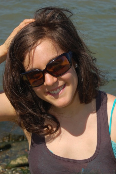 amateur beach sex photo