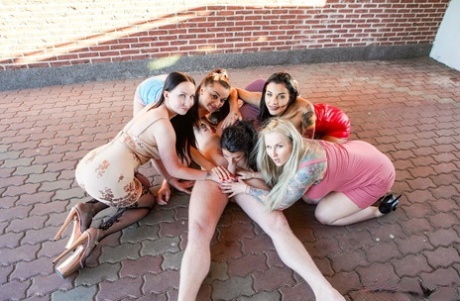 kort haar dun volwassen heet foto's