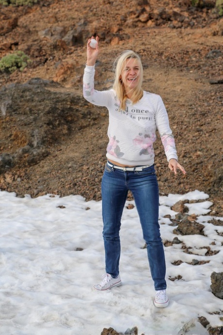 første gang lesbisk xxx høy kvalitet foto