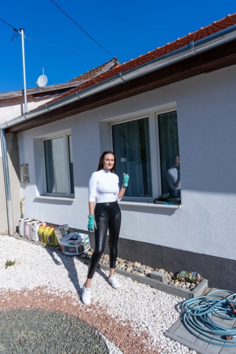 MILF im Freien nacktheit erwachsene foto