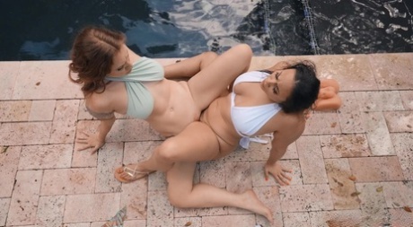 毛深いビキニ 無料セクシー 写真