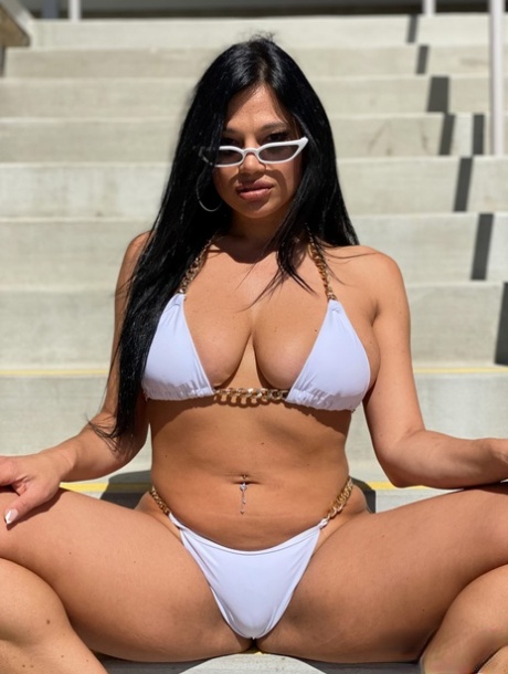 Sweet Hole pornstar nude images