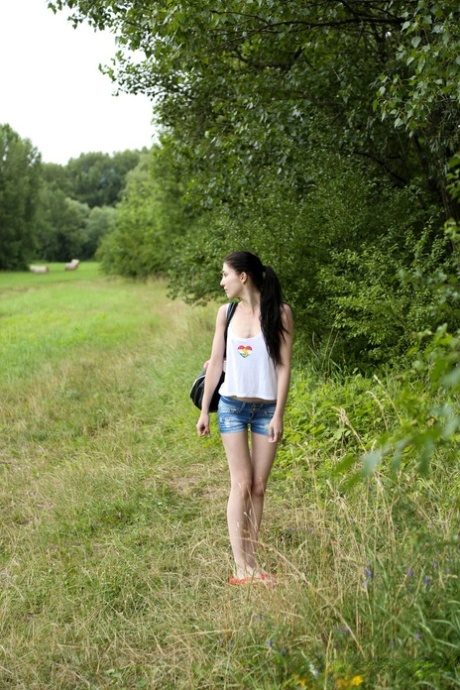 sexe en extérieur chaud joli photo
