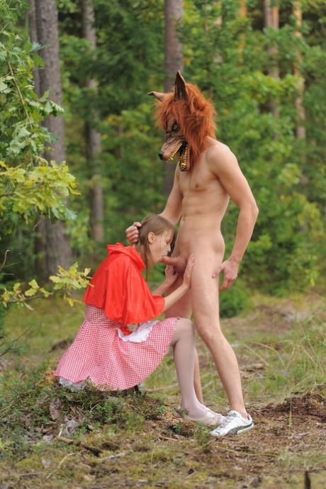 costume beautiful nude galleries