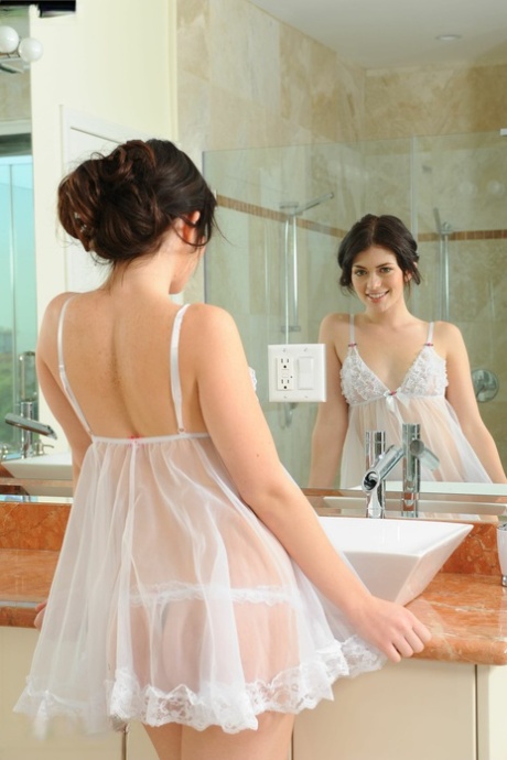 brunette teen pornos galleries