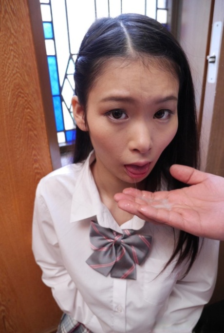 asiatisk skolepige perfekt porno arkiv