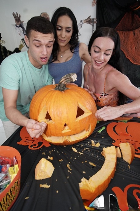 halloween art porn pictures