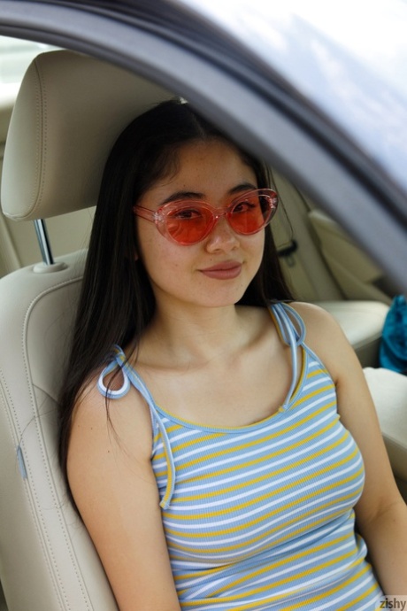 colombian teen art naked picture