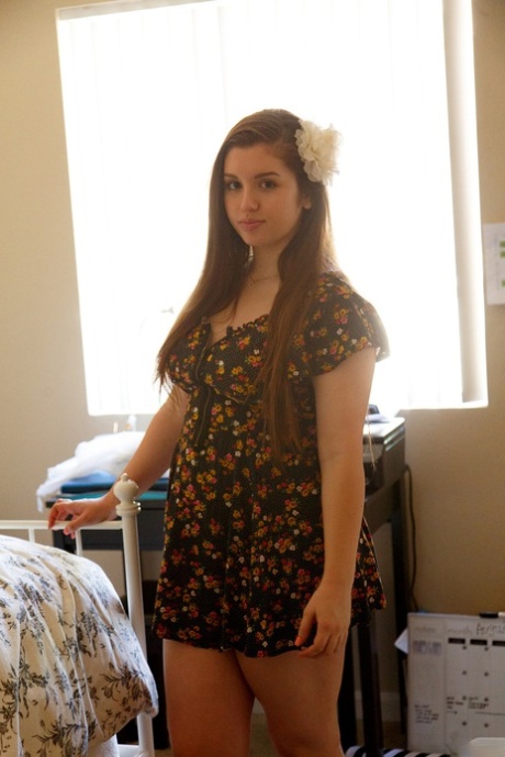 chubby skirt free xxx pic