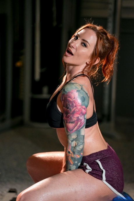 muscular women beautiful nude galleries