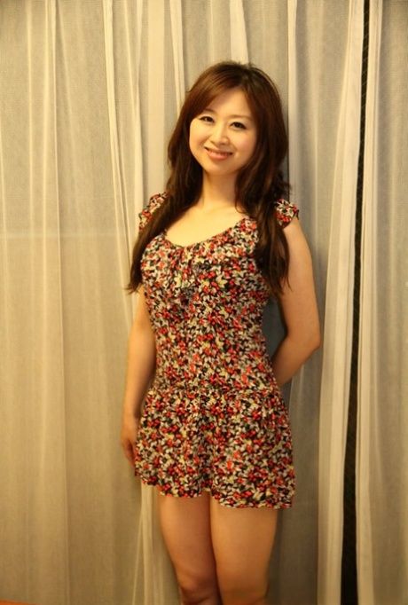 asian housewife free sex pic